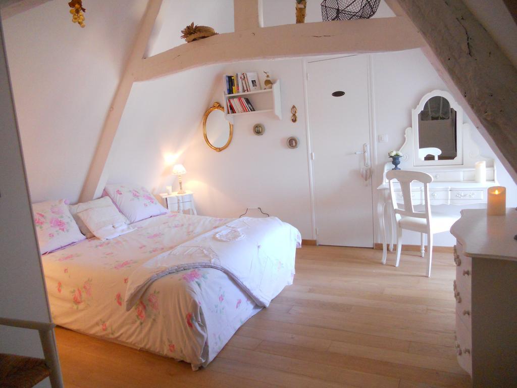 Chambre Le Nid Du Phare Avec Jacuzzi Honfleur Rum bild